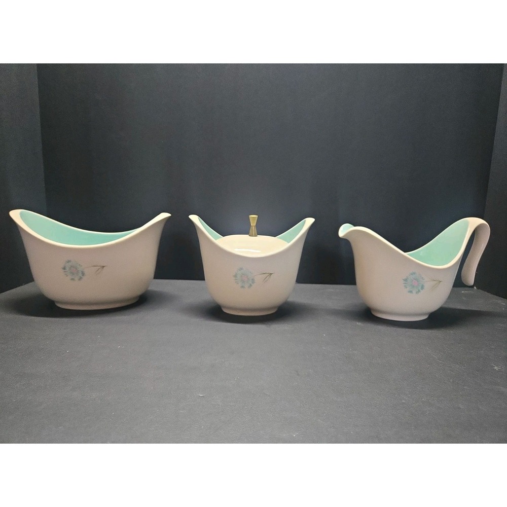 Taylor Smith Taylor Ever Yours Boutonniere Gravy Boat/ Sauce/Sugar Bowl w Lid